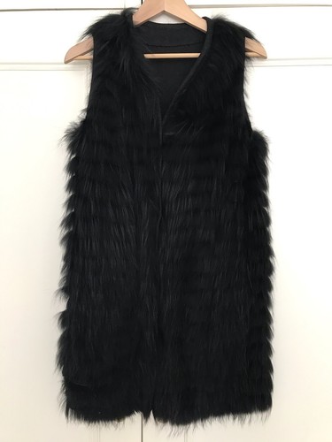 Black fox fur gilet - black,
