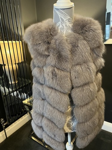 Fox fur gilet - gilet,