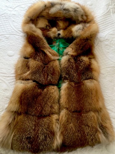 Red fox hooded gilet size - fox, .
