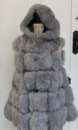 Women grey fox fur gilet - fox,