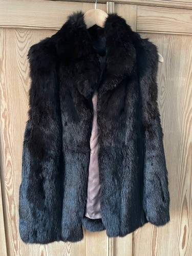 Dark chocolate brown fur - , gilet