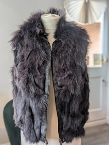 Fox fur gilet - fox,